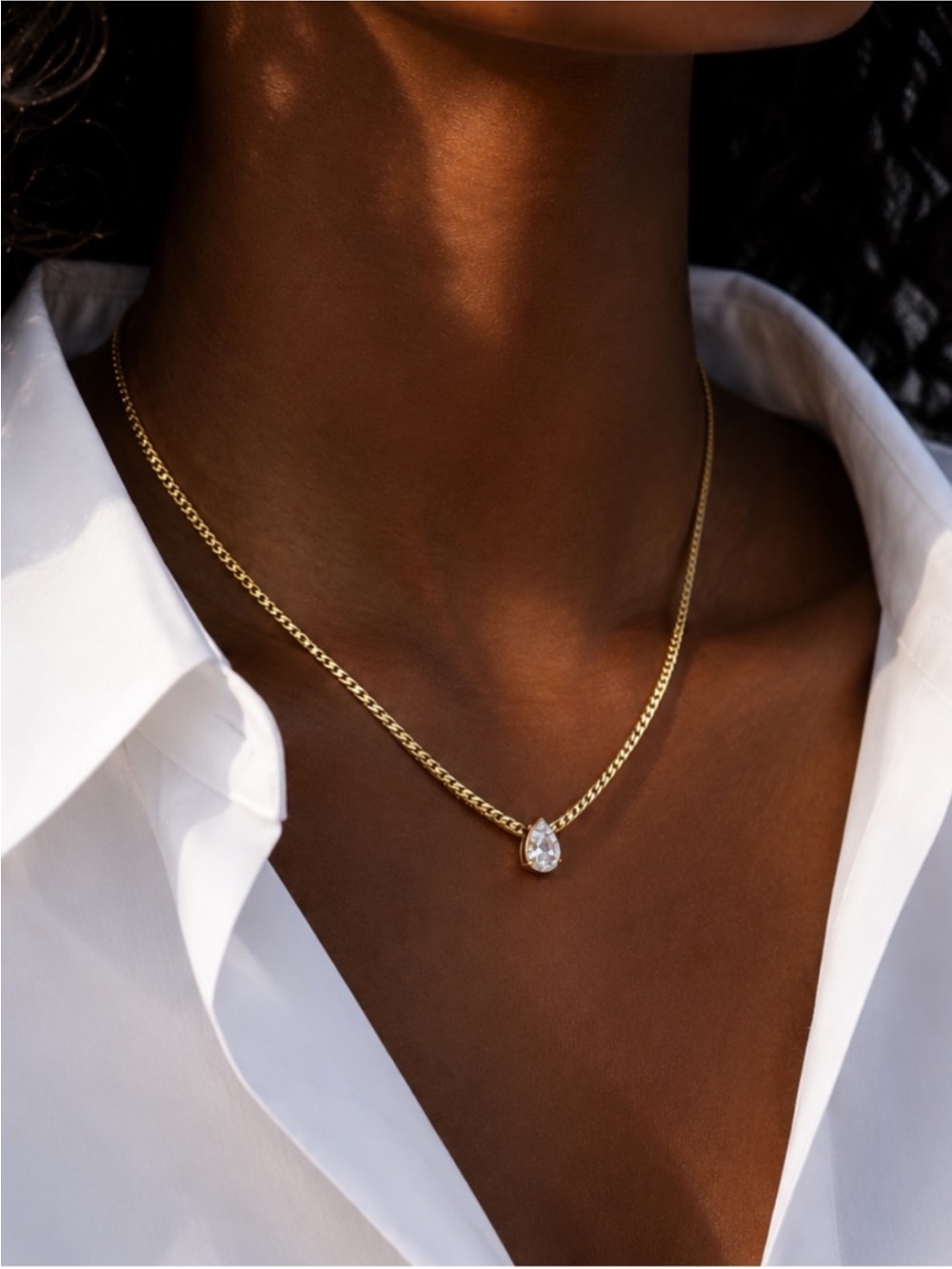 New! 18K Gold Plated Teardrop Necklace NWOT 2011
